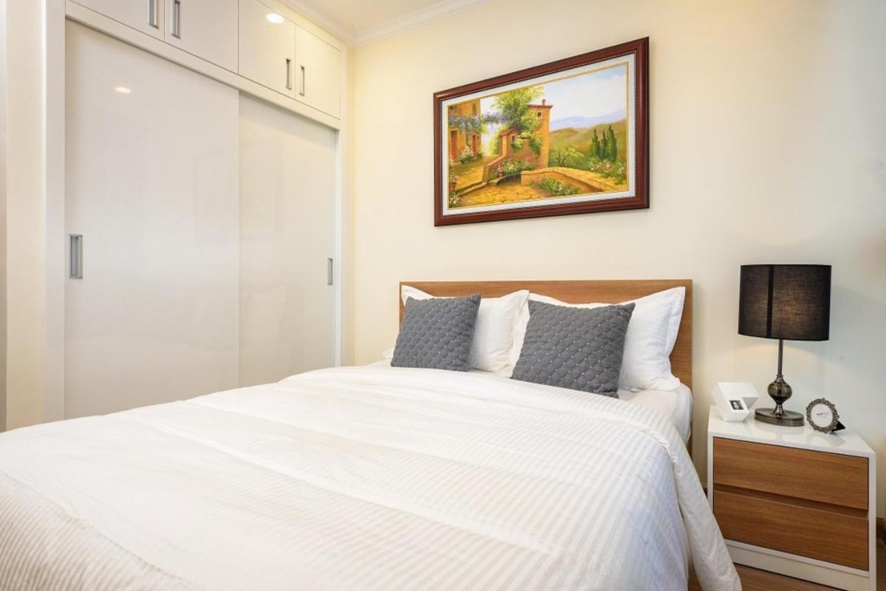 Brilliant Hcmc Top Rated Service Apartment Хошимін Екстер'єр фото